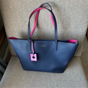 Kate Spade Navy/Pink Tote Zip Closure